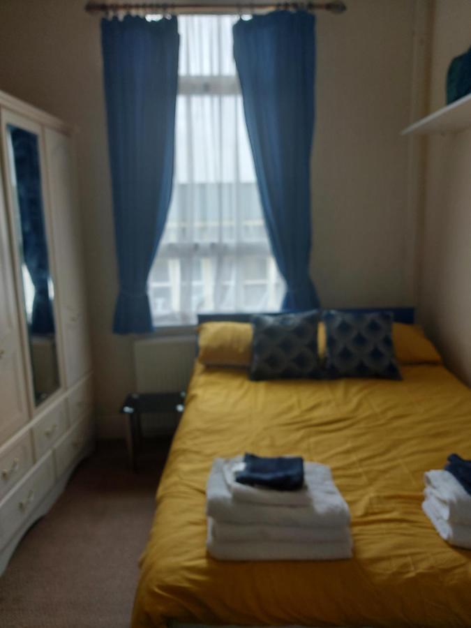 Ferienwohnung Sandyrise Holiday Lets Scarborough Exterior foto